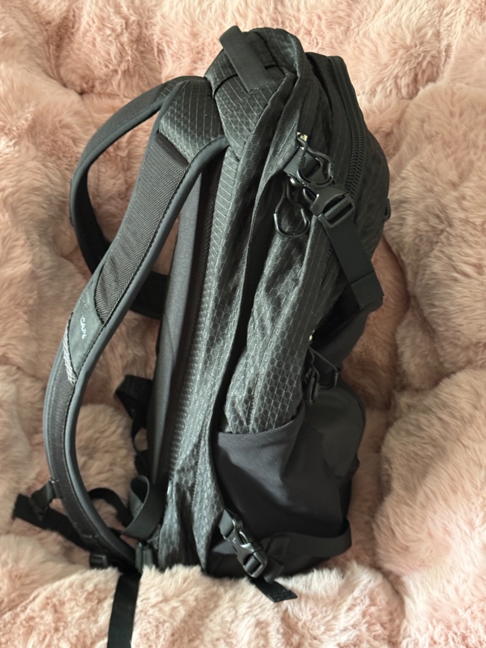 Osprey Nebula 32-Everyday TSA Laptop Backpack-Black - Picture 3 of 7